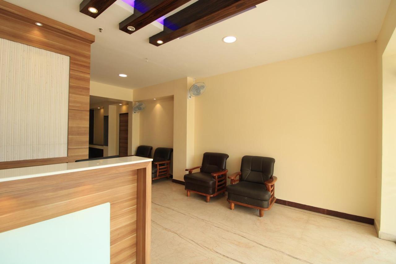 Pondy Southern Residency Puduccseri Kültér fotó
